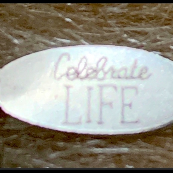 Hallmark Keep the Faith Bangle - Picture 6 of 6